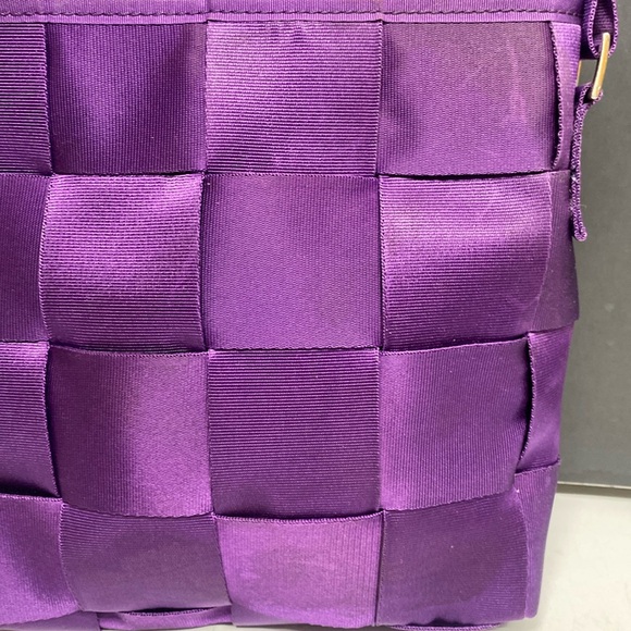 COMELY Seatbelt Crossbody Bag Zippered Purple Purse - Picture 7 of 17